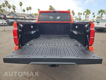2024 Toyota Tacoma TRD Off-Road Crew Cab Medium Bed - miniatura 11
