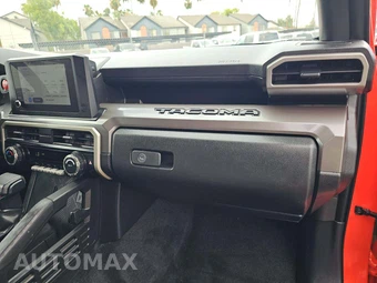 2024 Toyota Tacoma TRD Off-Road Crew Cab Medium Bed - miniatura 16