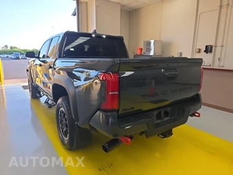 2024 Toyota Tacoma TRD Off-Road Crew Cab Medium Bed - miniatura 6
