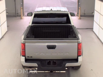 2024 Toyota Tacoma TRD Off-Road Crew Cab Medium Bed - miniatura 5