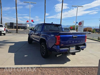 2024 Toyota Tacoma TRD Sport Crew Cab Medium Bed - miniatura 2
