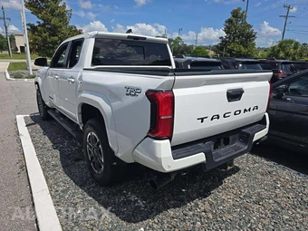 2024 Toyota Tacoma TRD Sport Crew Cab Medium Bed - miniatura 2