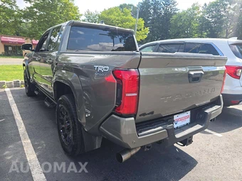 2024 Toyota Tacoma TRD Sport Crew Cab Medium Bed - miniatura 2