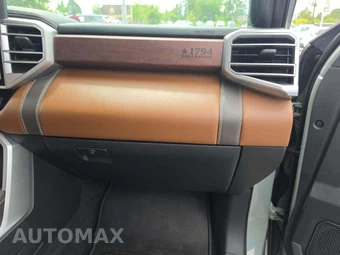 2024 Toyota Tundra 1794 Edition Crew Cab Short Bed - miniatura 16