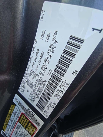 2024 Toyota Tundra Hybrid 1794 Edition Crew Cab Short Bed - miniatura 5