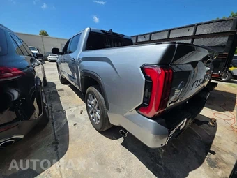 2024 Toyota Tundra Hybrid 1794 Edition Crew Cab Short Bed - miniatura 2