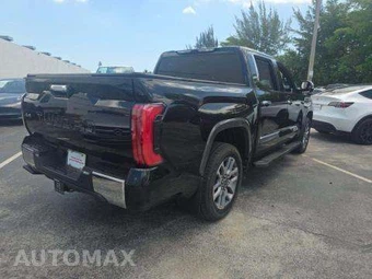 2024 Toyota Tundra Hybrid 1794 Edition Crew Cab Short Bed - miniatura 3