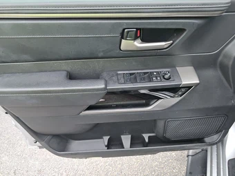 2024 Toyota Tundra Hybrid Limited Crew Cab Short Bed - miniatura 9