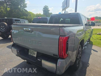 2024 Toyota Tundra Hybrid Limited Crew Cab Short Bed - miniatura 3