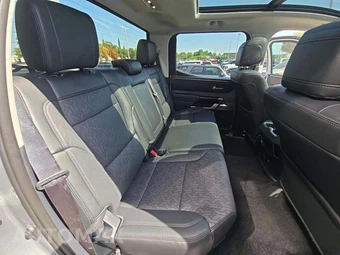 2024 Toyota Tundra Hybrid Limited Crew Cab Short Bed - miniatura 16