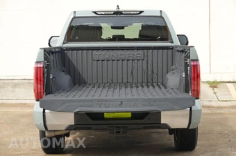 2024 Toyota Tundra Hybrid Limited Crew Cab Short Bed - miniatura 8