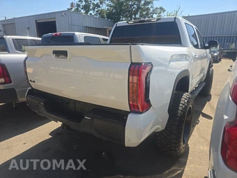 2024 Toyota Tundra Hybrid Limited Crew Cab Short Bed - miniatura 4