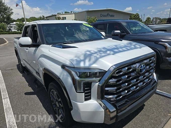 2024 Toyota Tundra Hybrid Platinum Crew Cab Short Bed - miniatura 4