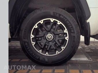 2024 Toyota Tundra Limited Crew Cab Medium Bed - miniatura 12