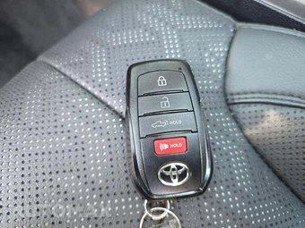 2024 Toyota Tundra Limited Crew Cab Short Bed - miniatura 8