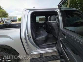 2024 Toyota Tundra Platinum Crew Cab Short Bed - miniatura 16