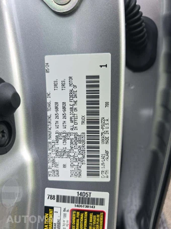 2024 Toyota Tundra Platinum Crew Cab Short Bed - miniatura 5