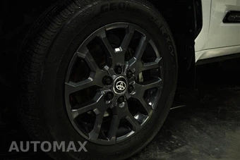 2024 Toyota Tundra Platinum Crew Cab Short Bed - miniatura 3