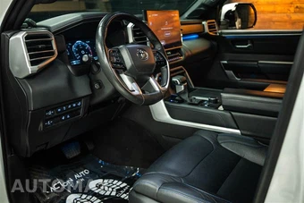 2024 Toyota Tundra Platinum Crew Cab Short Bed - miniatura 8