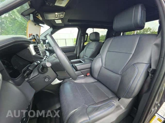 2024 Toyota Tundra Platinum Crew Cab Short Bed - miniatura 3
