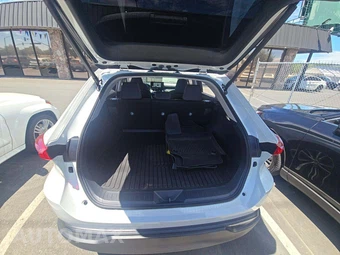 2024 Toyota Venza LE - miniatura 14