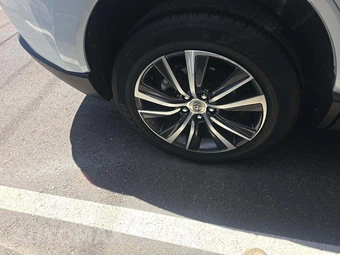 2024 Toyota Venza LE - miniatura 22