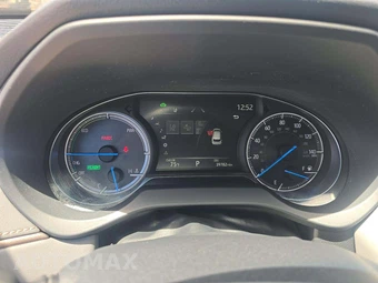 2024 Toyota Venza XLE - miniatura 9