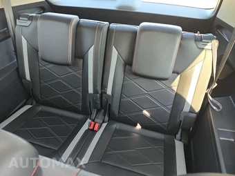 2024 Volkswagen Atlas 2.0T Peak Edition SE w/Technology - miniatura 17
