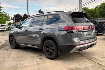 2024 Volkswagen Atlas 2.0T Peak Edition SEL - miniatura 5