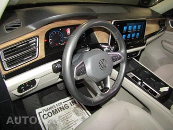 2024 Volkswagen Atlas 2.0T SE - miniatura 9