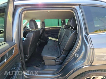 2024 Volkswagen Atlas 2.0T SE w/Technology - miniatura 10