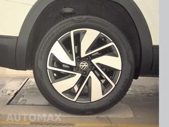 2024 Volkswagen Atlas 2.0T SE w/Technology - miniatura 11