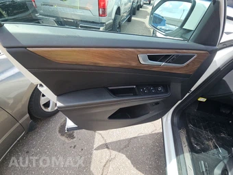 2024 Volkswagen Atlas 2.0T SE w/Technology - miniatura 9
