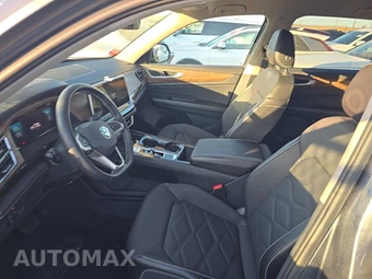 2024 Volkswagen Atlas 2.0T SE w/Technology - miniatura 7