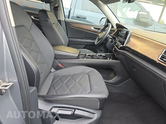 2024 Volkswagen Atlas 2.0T SE w/Technology - miniatura 8