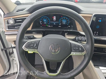 2024 Volkswagen Atlas 2.0T SE w/Technology - miniatura 10