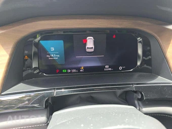 2024 Volkswagen Atlas 2.0T SE w/Technology - miniatura 9