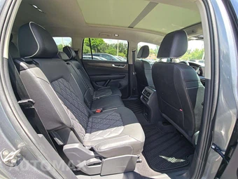2024 Volkswagen Atlas 2.0T SEL Premium R-Line – miniatura 17