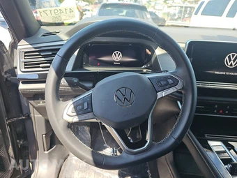 2024 Volkswagen Atlas Cross Sport 2.0T SE w/Technology - miniatura 10