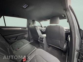 2024 Volkswagen Atlas Cross Sport 2.0T SE w/Technology - miniatura 32