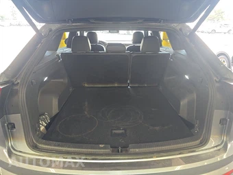 2024 Volkswagen Atlas Cross Sport 2.0T SE w/Technology - miniatura 16