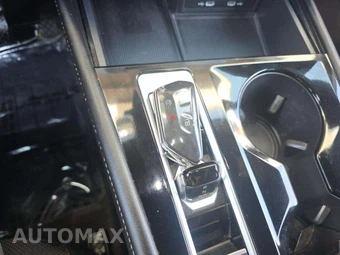 2024 Volkswagen Atlas Cross Sport 2.0T SE w/Technology - miniatura 8