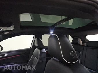 2024 Volkswagen Atlas Cross Sport 2.0T SEL Premium R-Line - miniatura 17