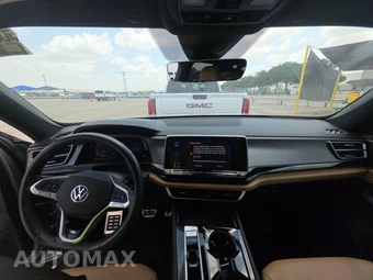 2024 Volkswagen Atlas Cross Sport 2.0T SEL R-Line - miniatura 11