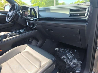 2024 Volkswagen Atlas Cross Sport 2.0T SEL R-Line - miniatura 16