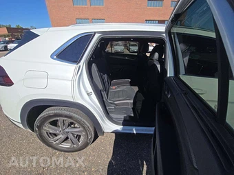 2024 Volkswagen Atlas Cross Sport 2.0T SEL R-Line - miniatura 13