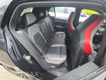 2024 Volkswagen Golf GTI Autobahn - miniatura 16
