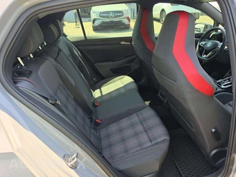 2024 Volkswagen Golf GTI S - miniatura 12
