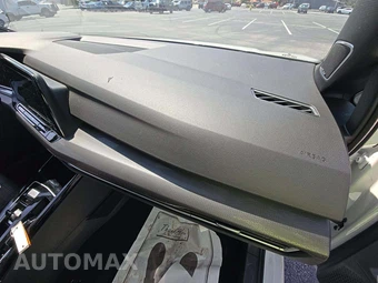 2024 Volkswagen Golf GTI SE - miniatura 16