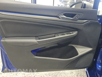 2024 Volkswagen Golf R - miniatura 9